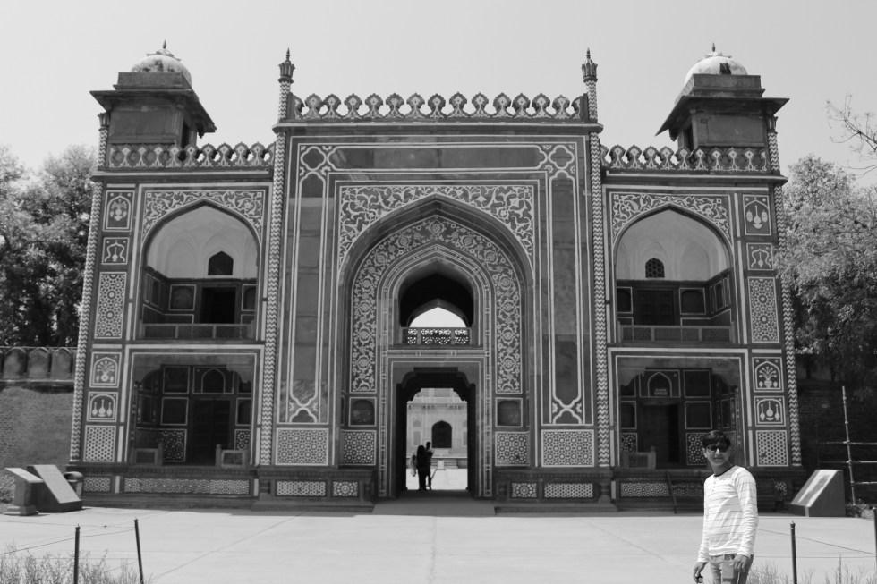 Agra2