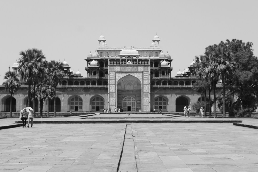 Agra44